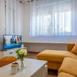 Apartament Alenka By Interhome