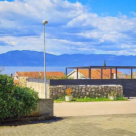 Apartamento Alenka By Interhome